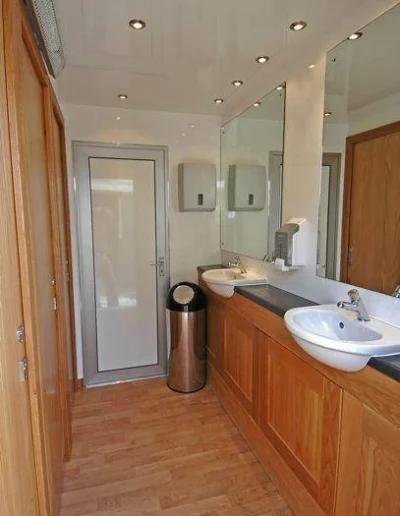 Large Deluxe White Mobile Toilet Hire