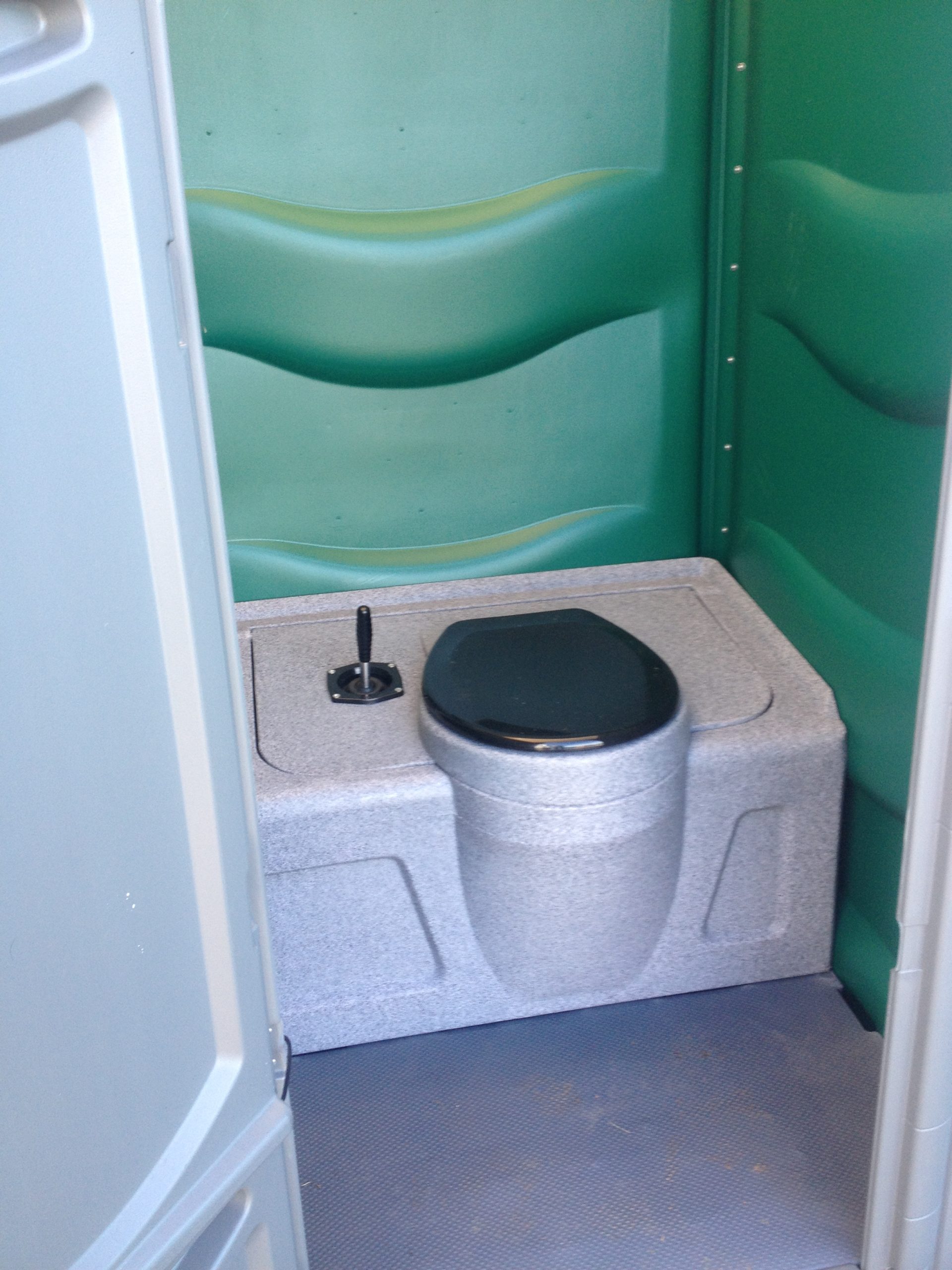 Chemical Portable Toilet Units For Hire from Mobile Thrones