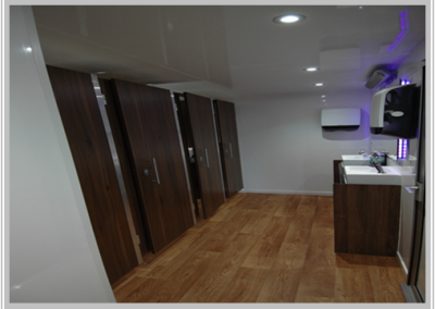 Luxury 4+2 Interior Mobile Toilet Unit