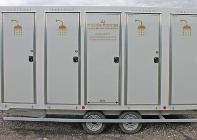 6 Bay Luxury Mobile Shower Units